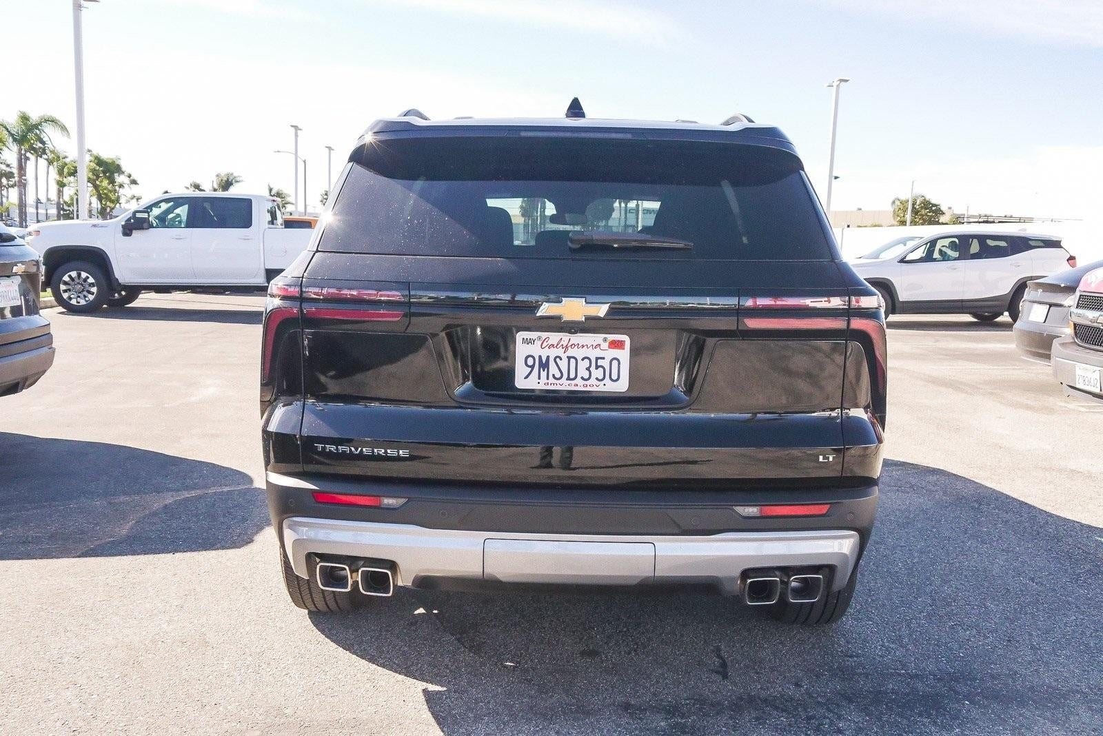 2024 Chevrolet Traverse LT