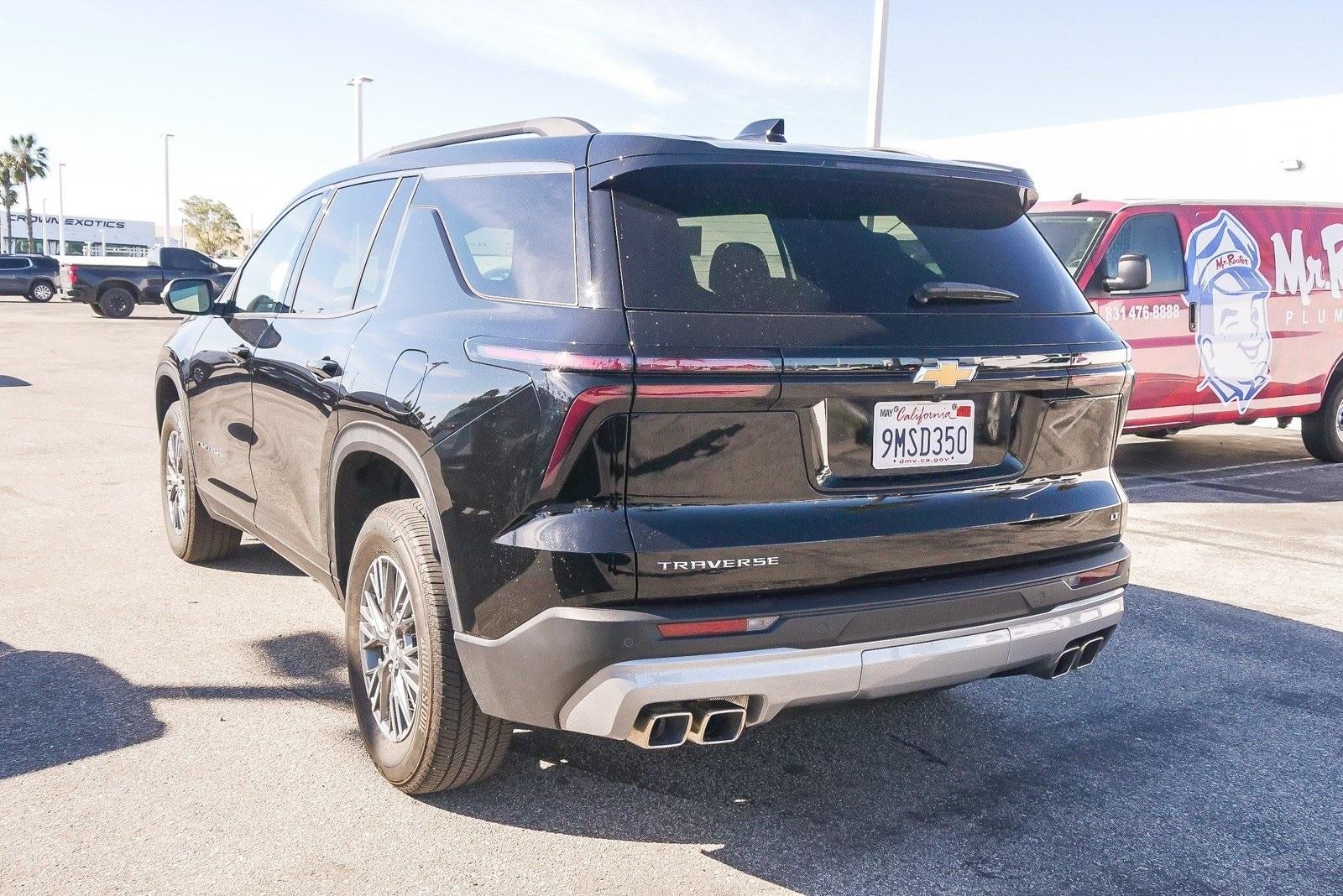 2024 Chevrolet Traverse LT