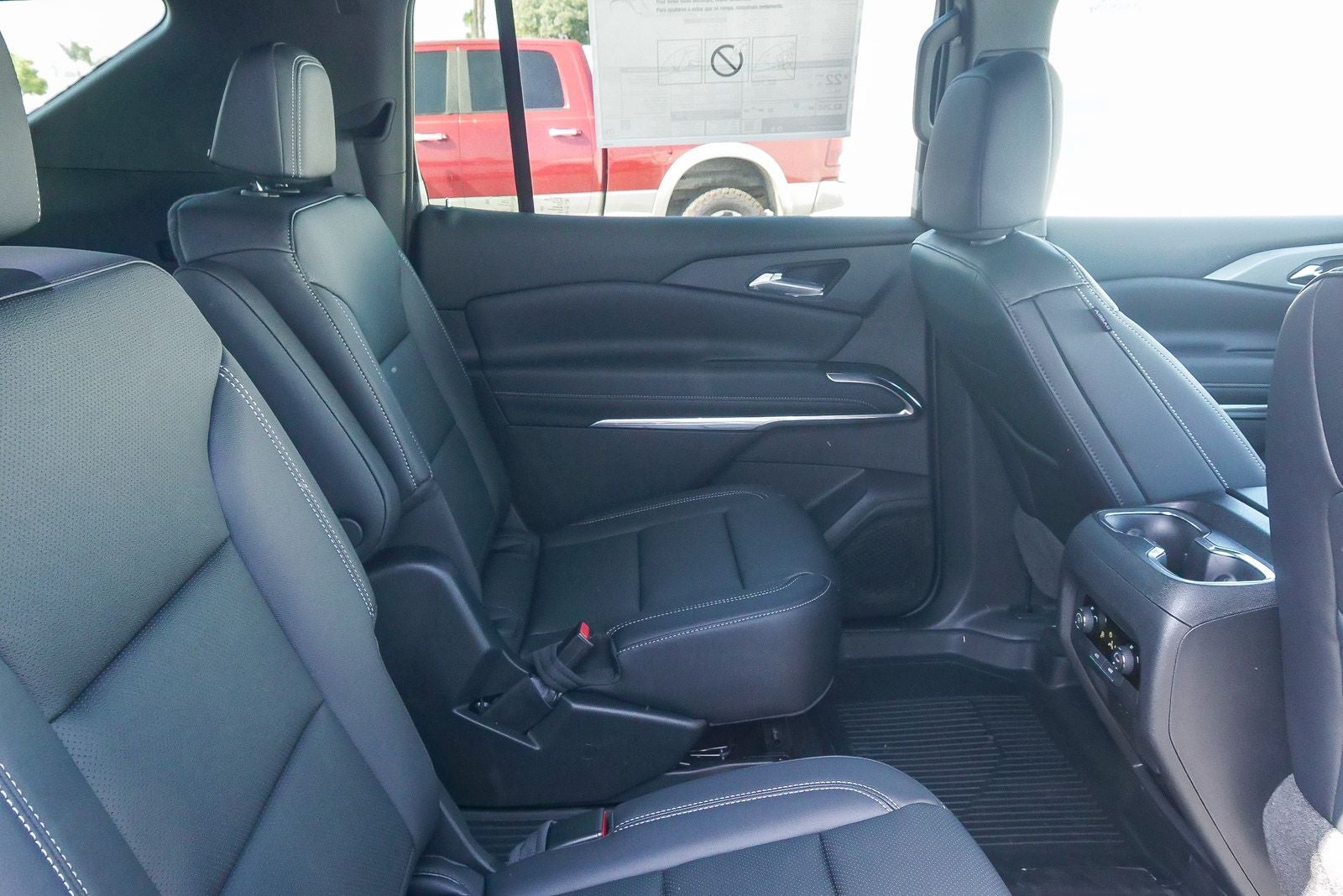 2026 Chevrolet Traverse LT w/1LT