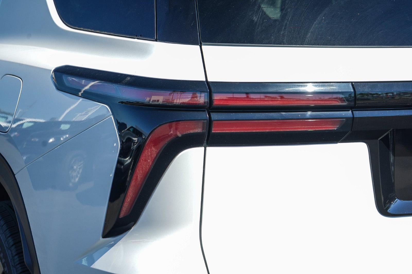 2027 Chevrolet Traverse LT w/1LT