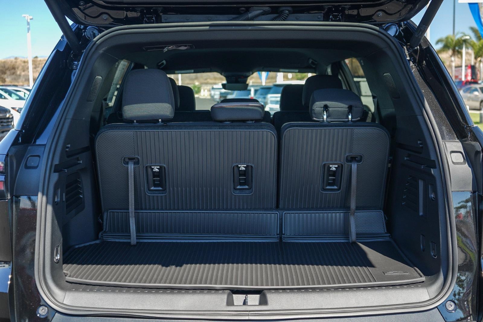 2027 Chevrolet Traverse LT w/1LT