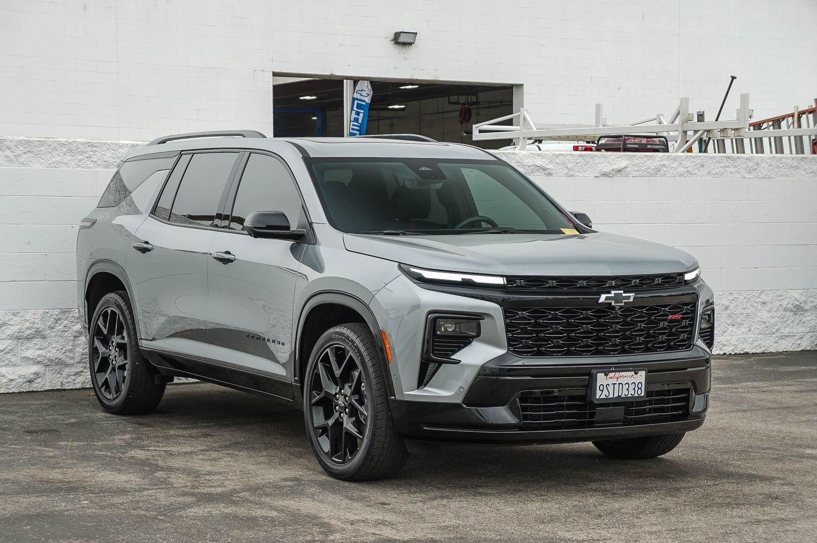 2025 Chevrolet Traverse RS
