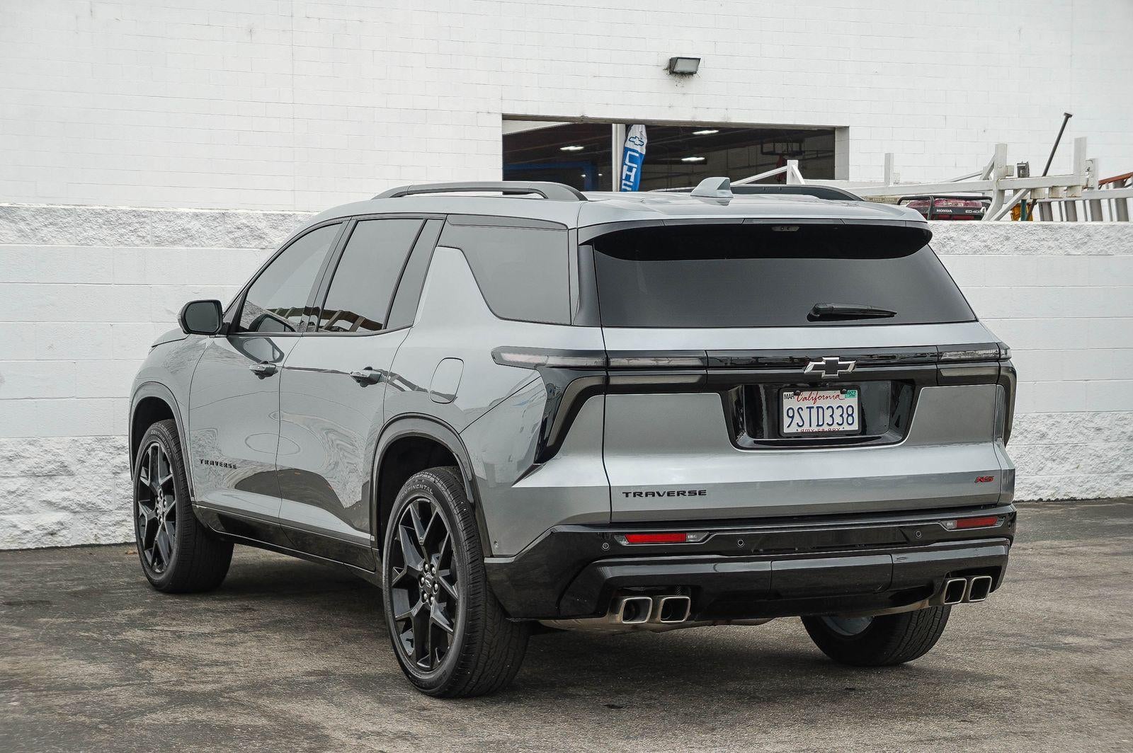 2025 Chevrolet Traverse RS