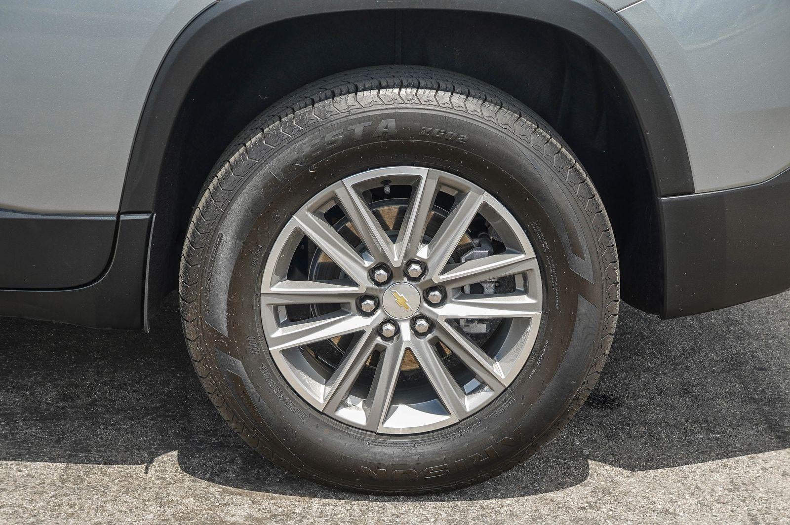 2024 Chevrolet Traverse Limited LT Cloth