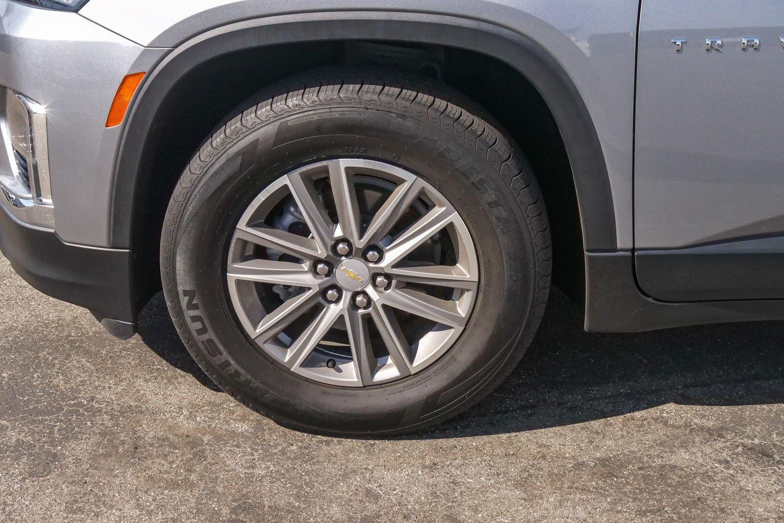 2024 Chevrolet Traverse Limited LT Cloth