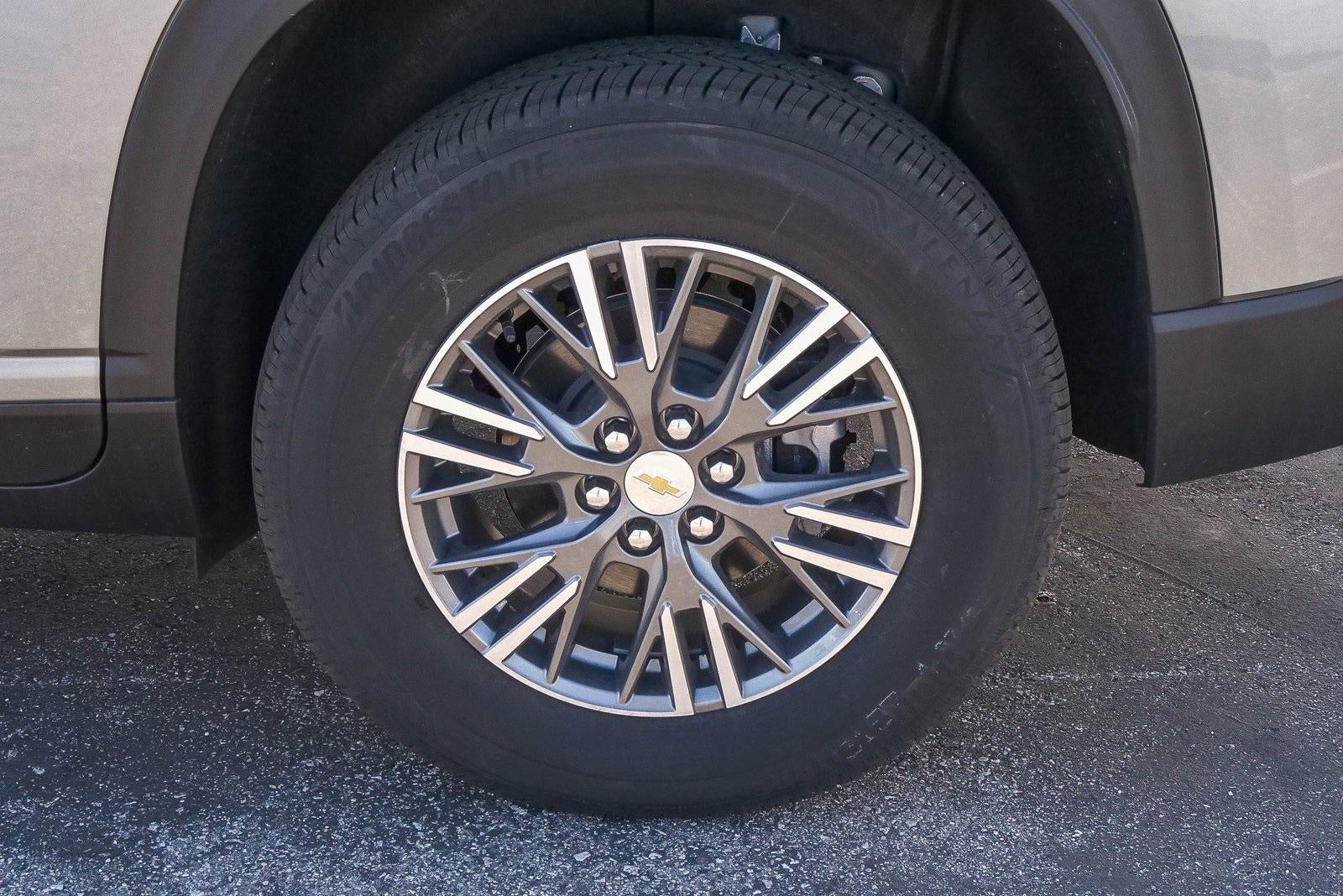 2026 Chevrolet Traverse LT w/2LT