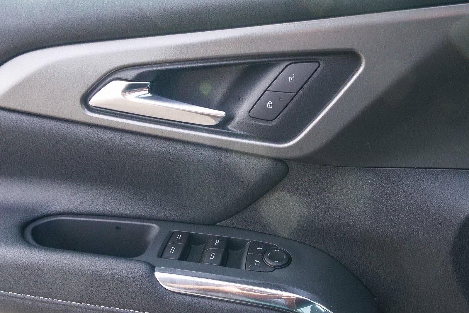 2026 Chevrolet Traverse LT w/2LT