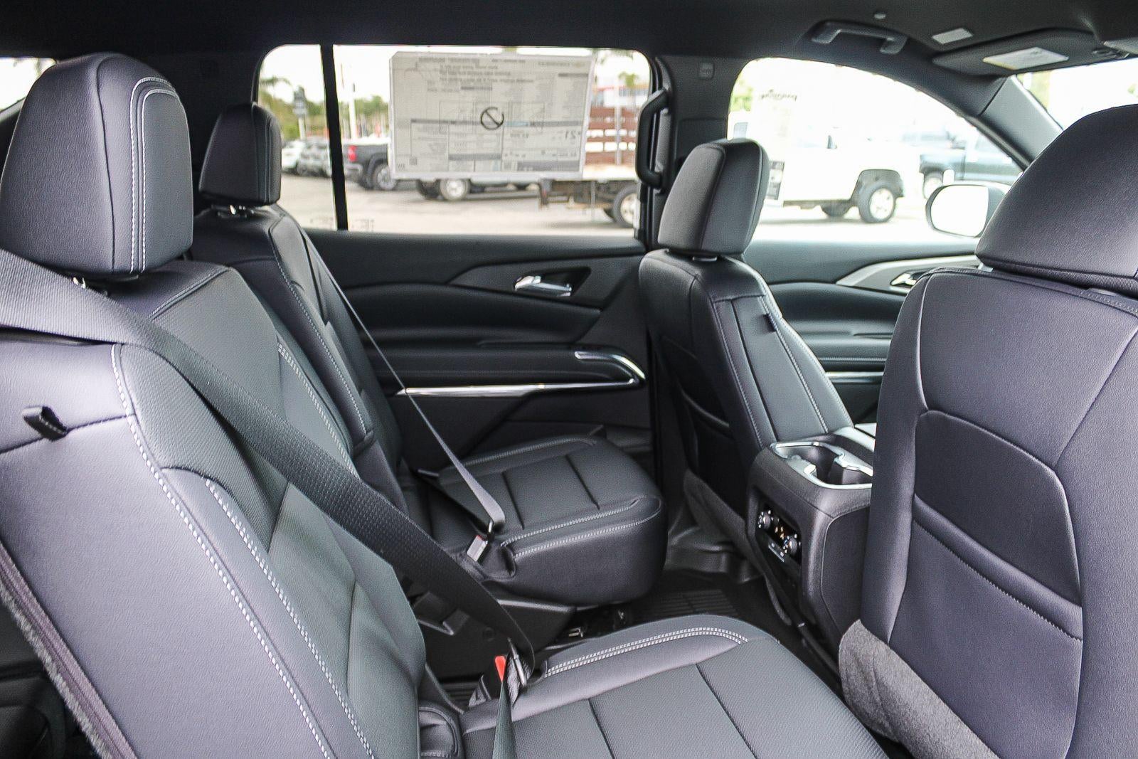 2026 Chevrolet Traverse LT w/2LT