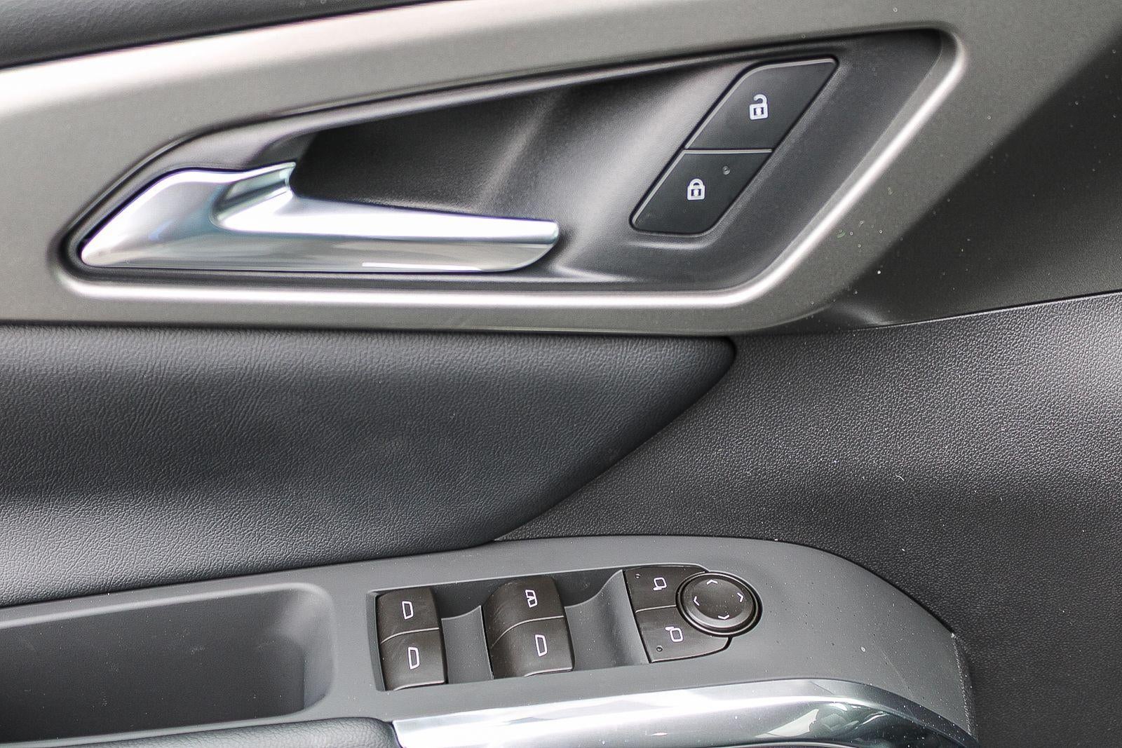 2026 Chevrolet Traverse LT w/2LT