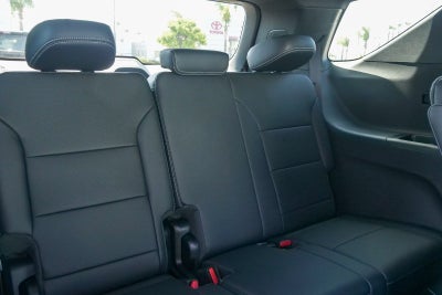 2026 Chevrolet Traverse LT w/2LT