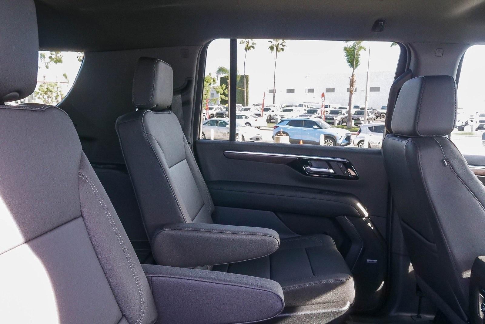 2026 Chevrolet Suburban 2WD LT