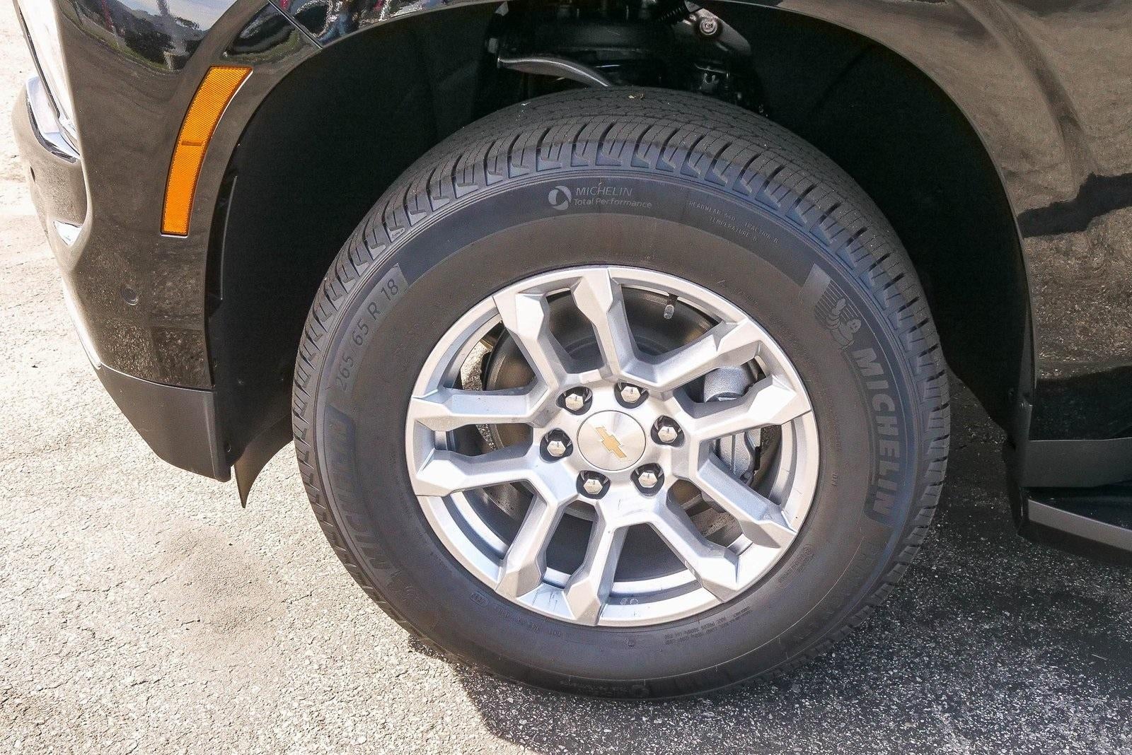 2026 Chevrolet Suburban 2WD LT