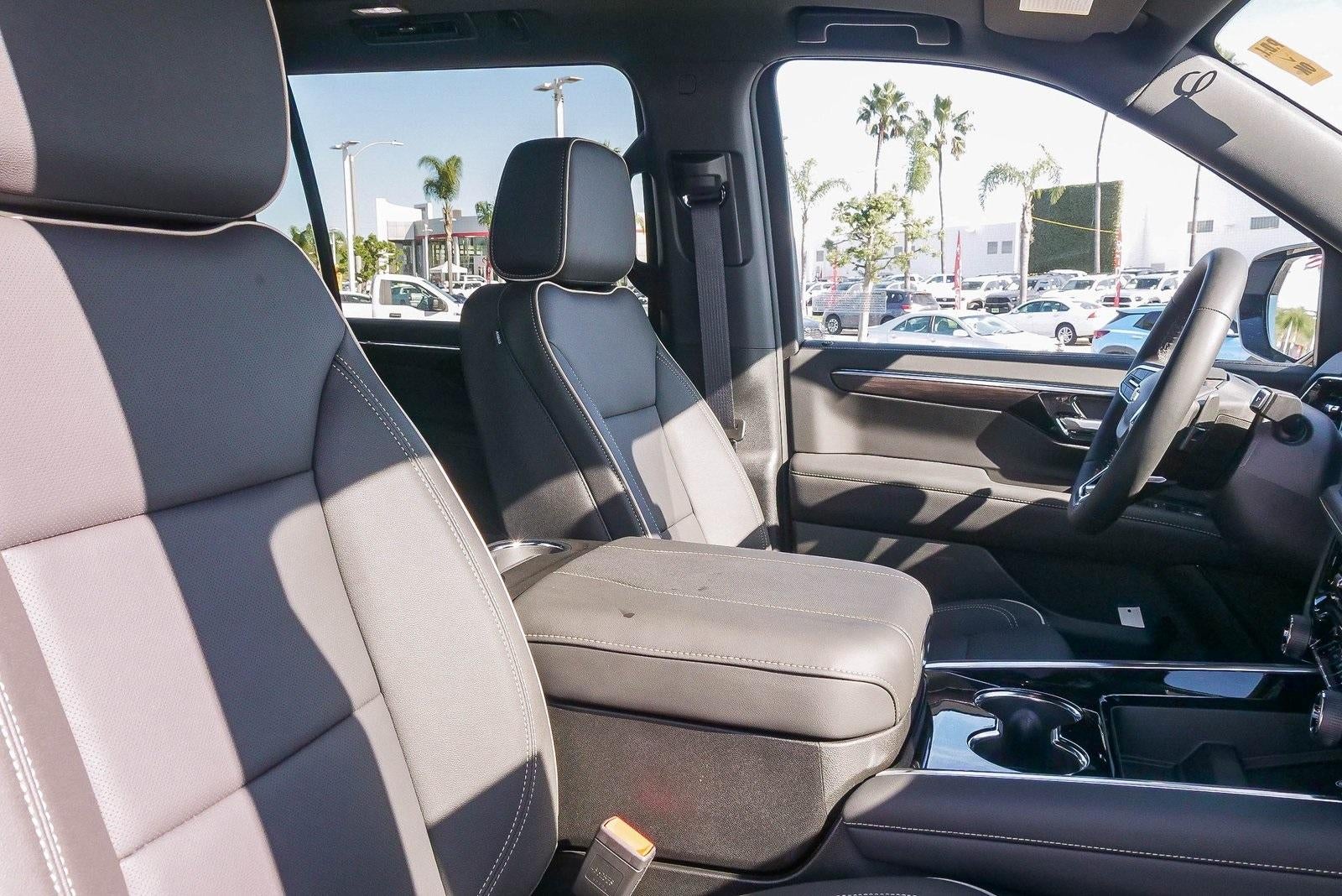 2026 Chevrolet Suburban 2WD Premier