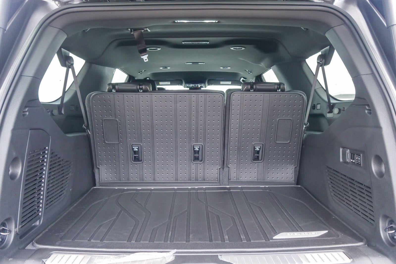 2026 Chevrolet Suburban 2WD Premier