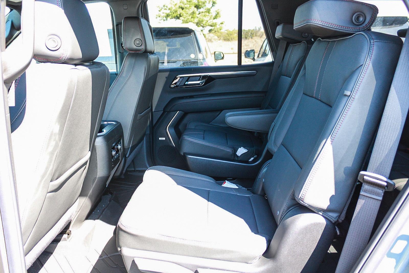 2026 Chevrolet Tahoe 2WD RST