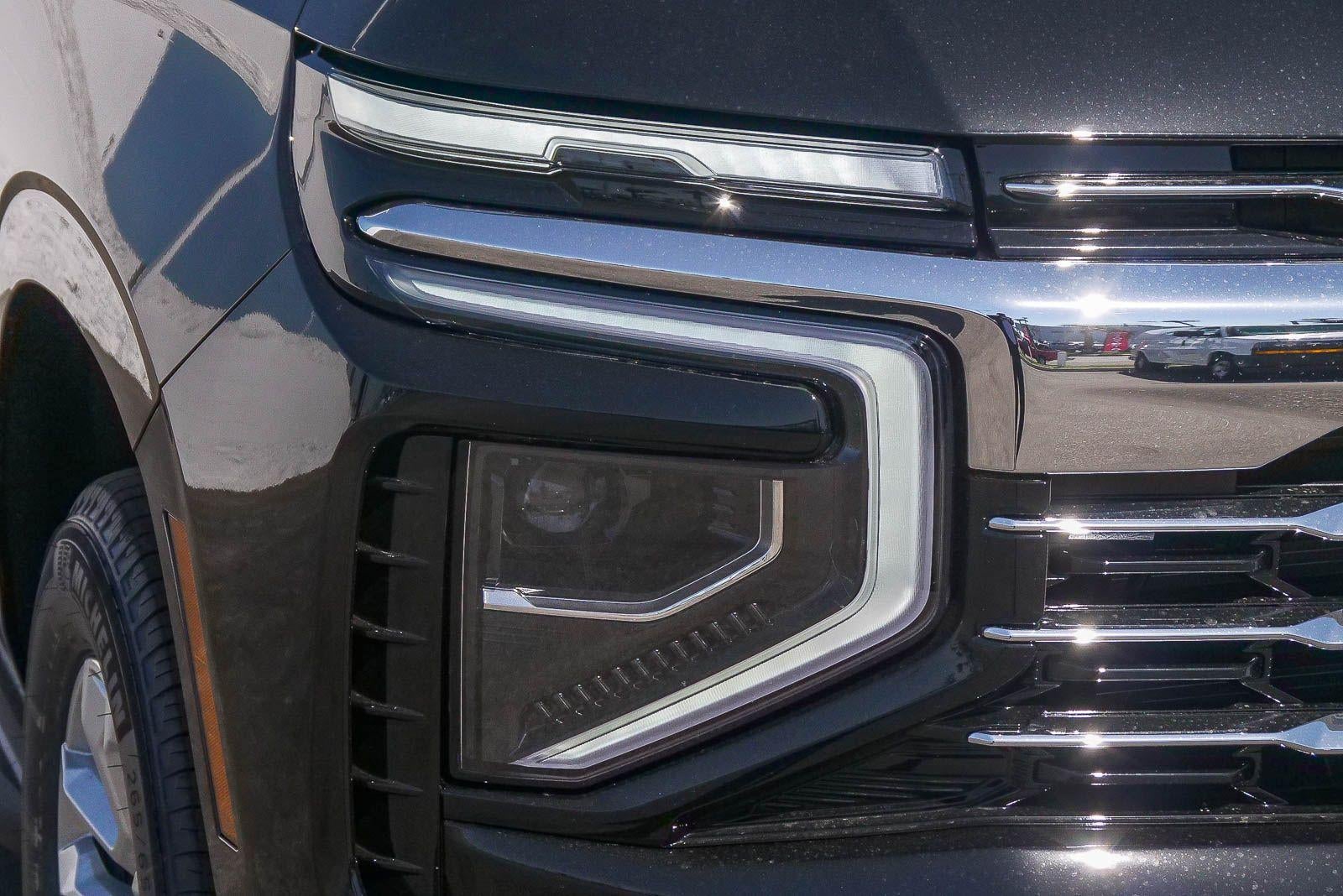 2026 Chevrolet Suburban 4WD LT