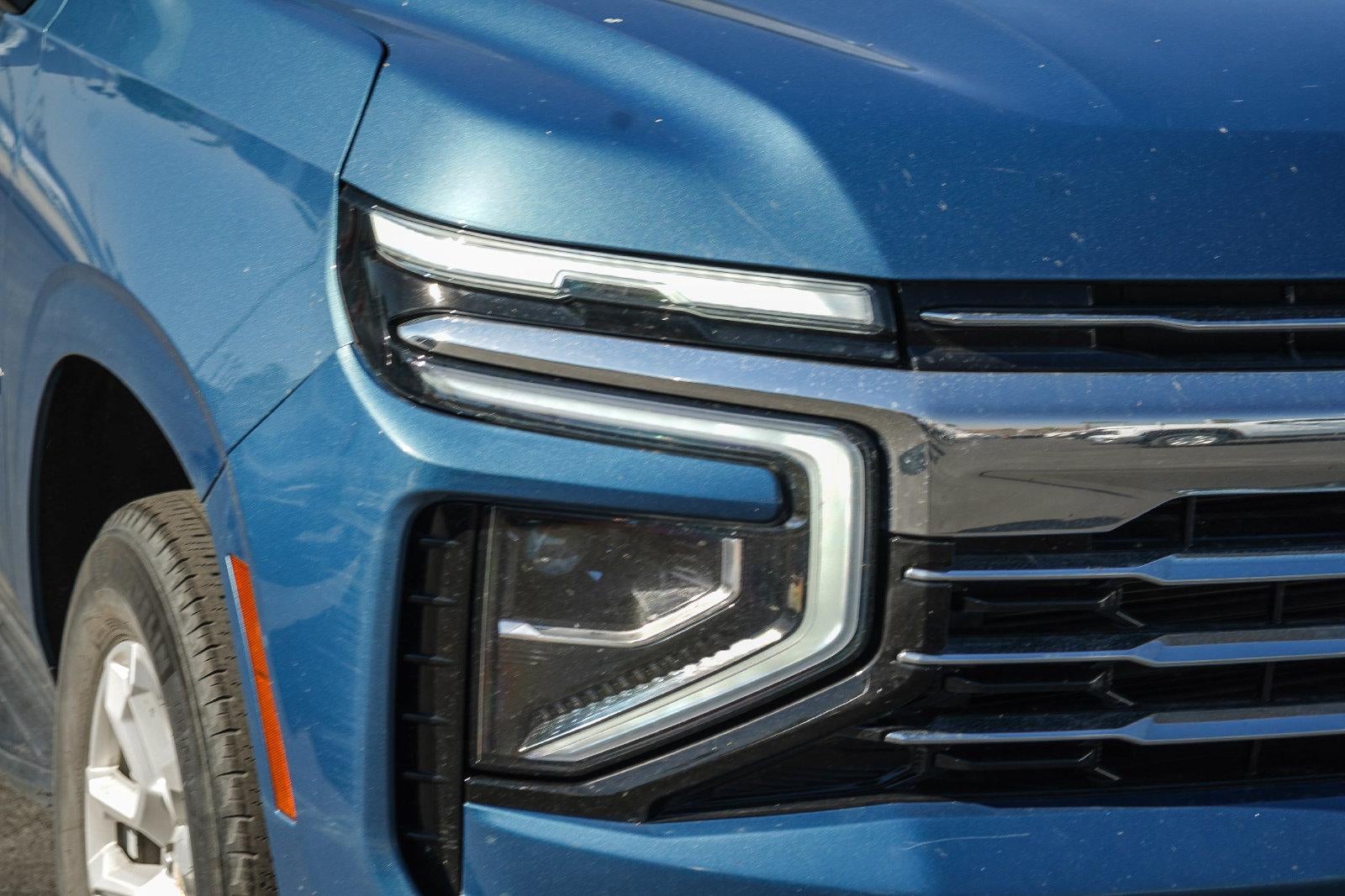 2025 Chevrolet Suburban LT