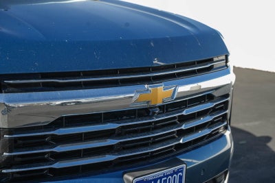 2025 Chevrolet Suburban LT