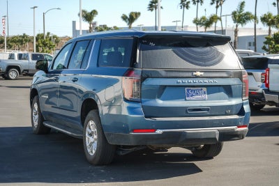 2025 Chevrolet Suburban LT