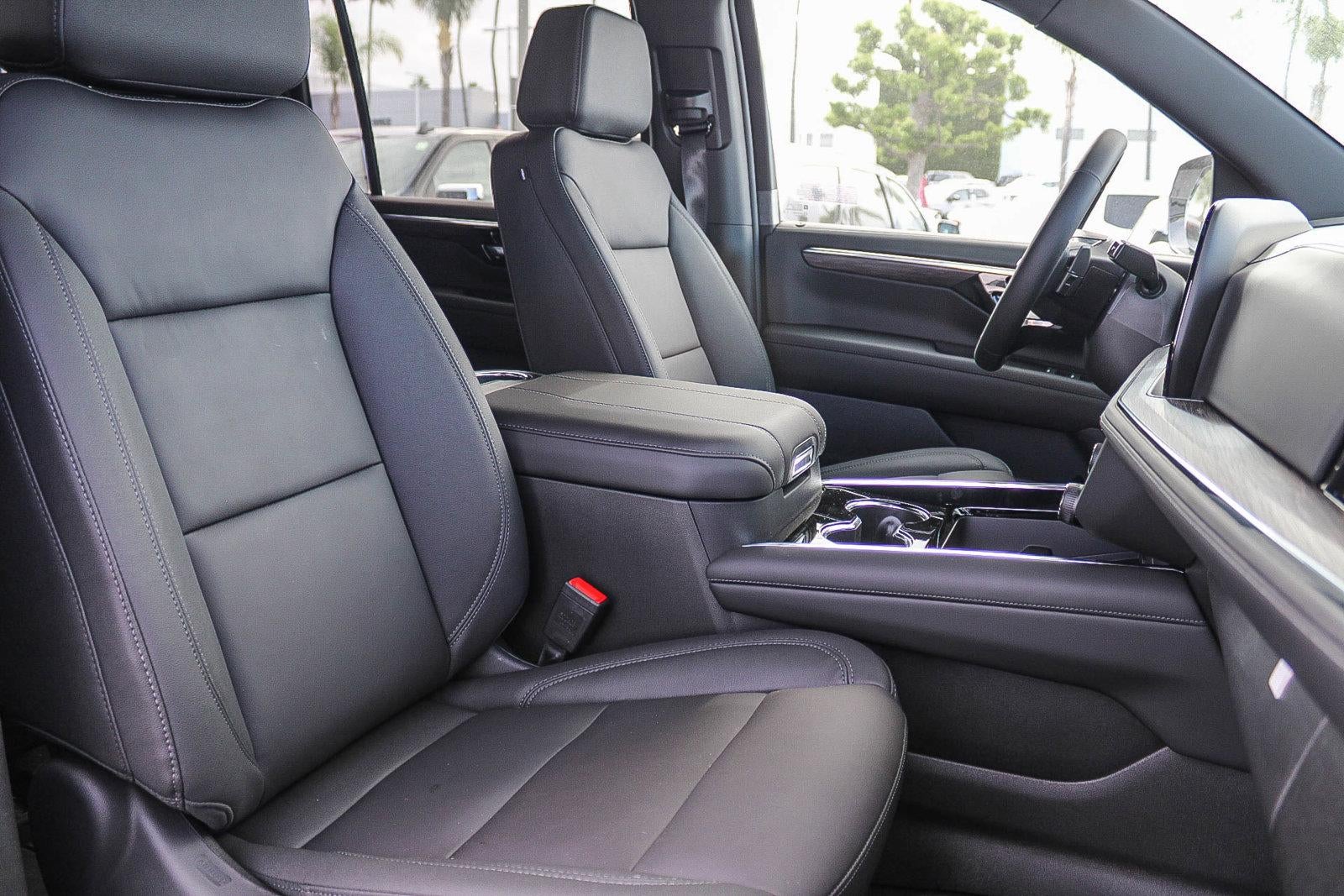 2026 Chevrolet Suburban 4WD Z71