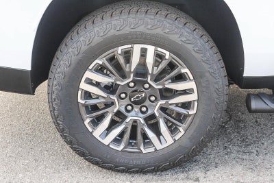 2026 Chevrolet Suburban 4WD Z71