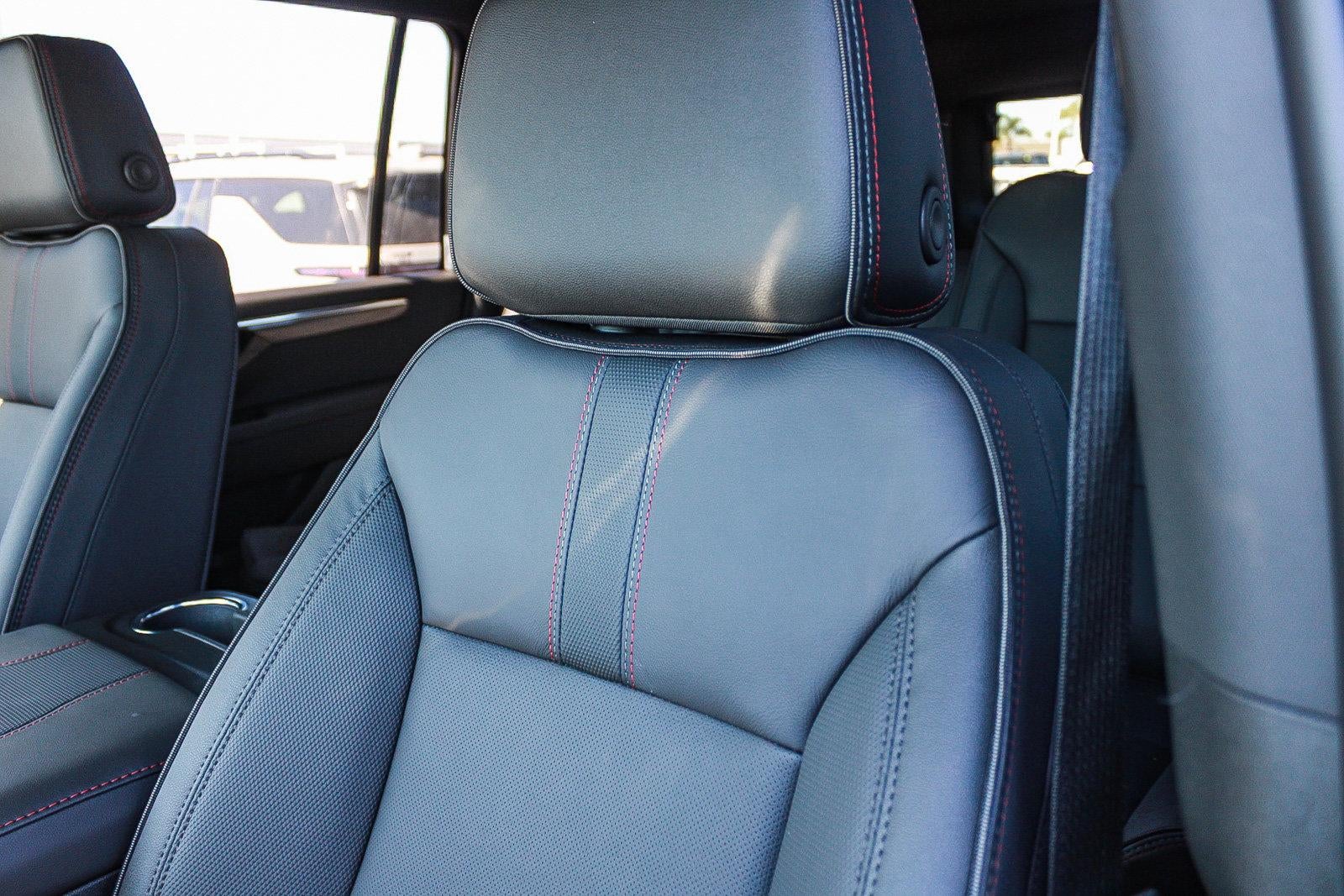 2026 Chevrolet Suburban 4WD RST