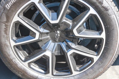 2026 Chevrolet Suburban 4WD RST