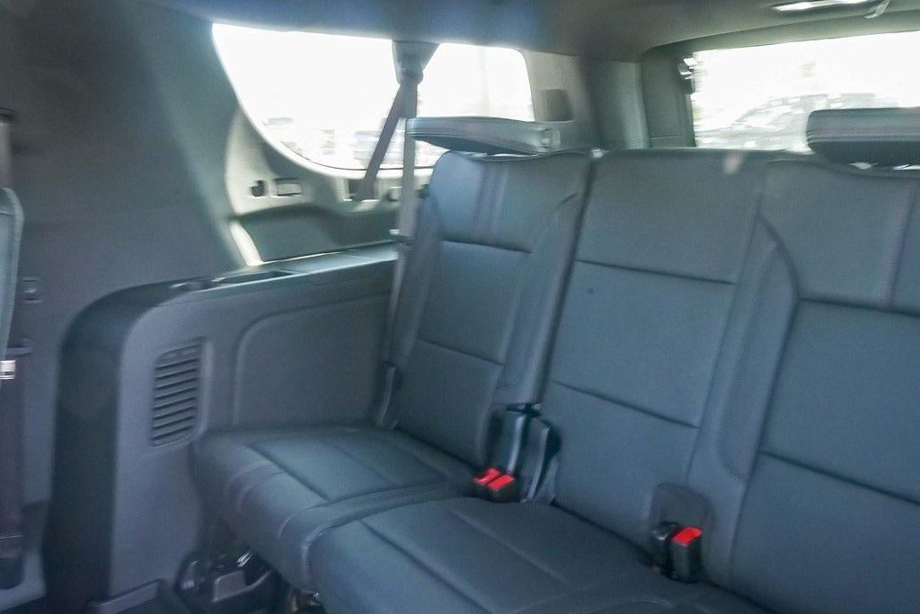 2026 Chevrolet Suburban 4WD RST