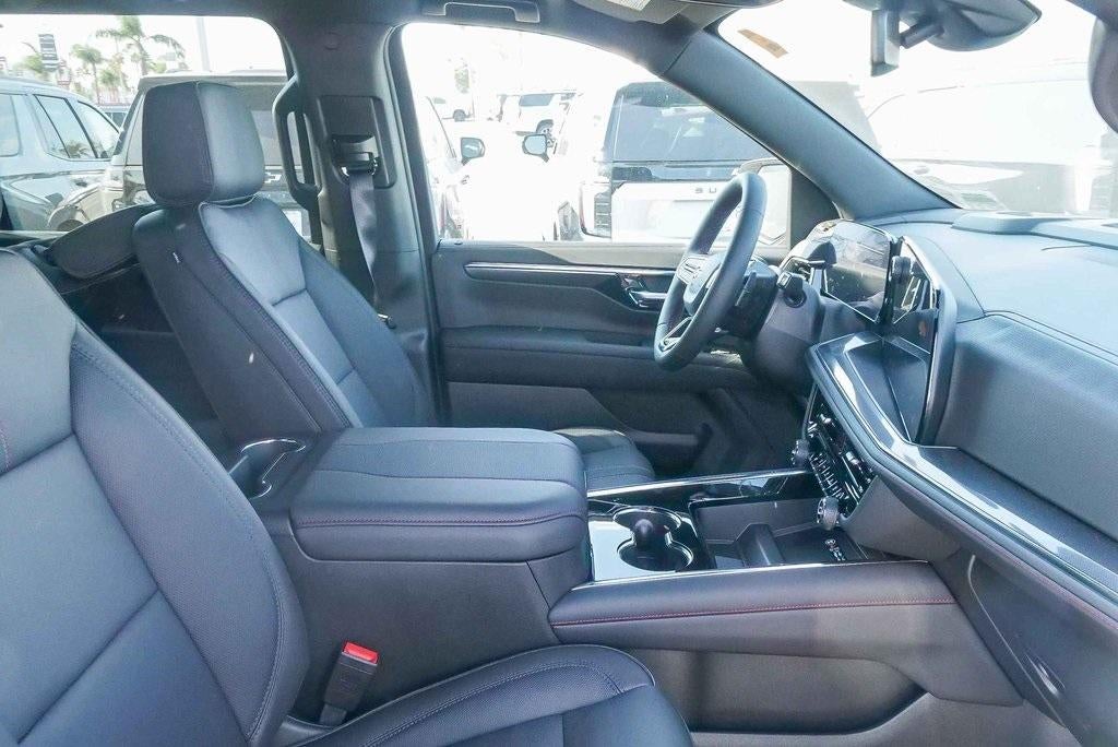 2026 Chevrolet Suburban 4WD RST