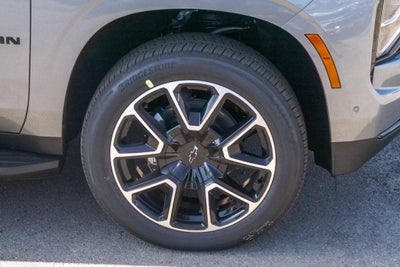 2026 Chevrolet Suburban 4WD RST