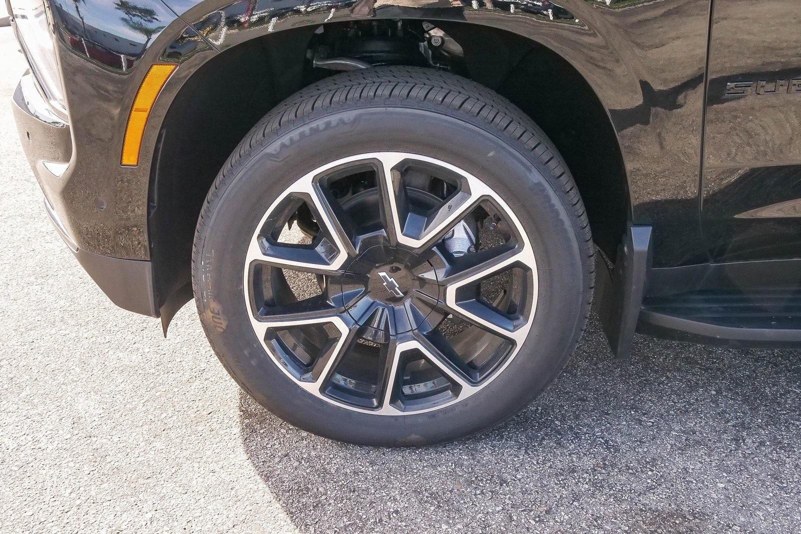 2026 Chevrolet Suburban 4WD RST