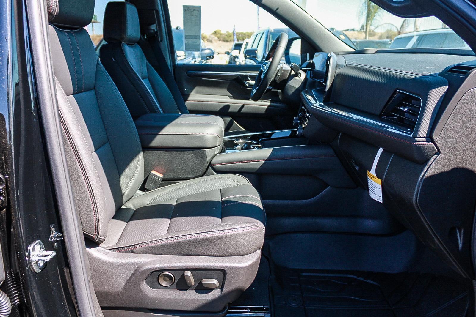 2026 Chevrolet Suburban 4WD RST