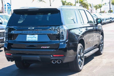 2026 Chevrolet Suburban 4WD RST