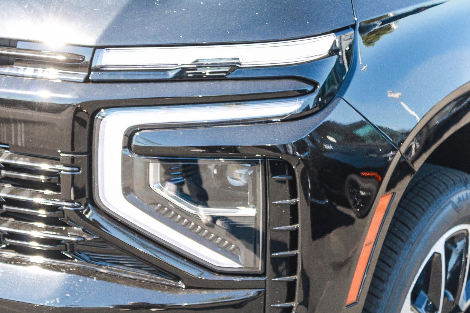 2026 Chevrolet Suburban 4WD RST