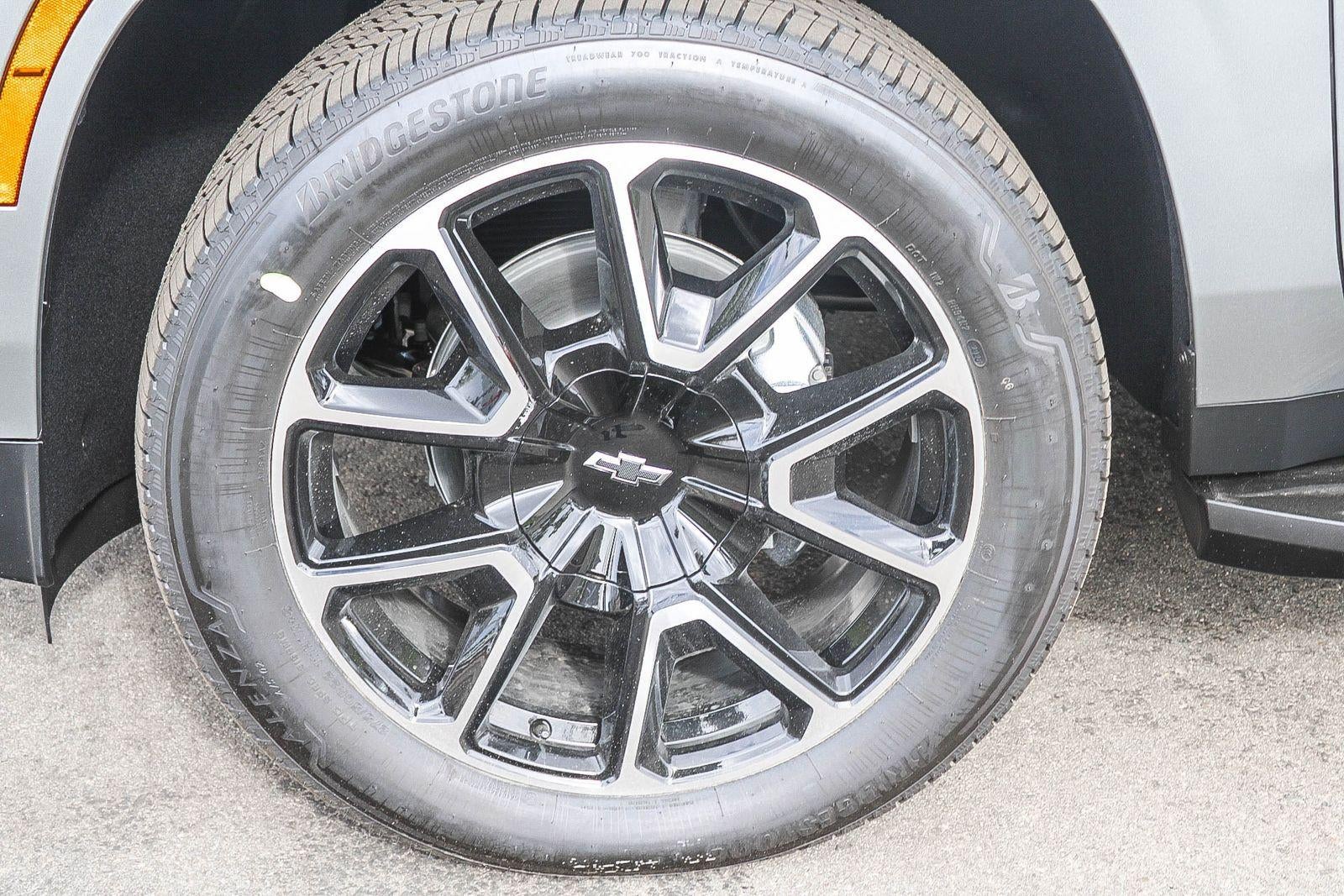 2026 Chevrolet Suburban 4WD RST