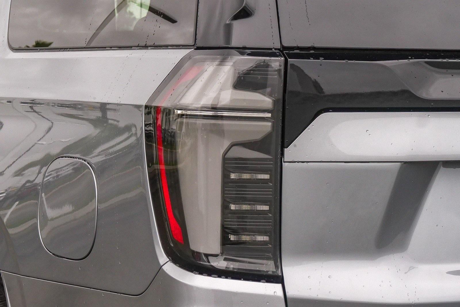 2026 Chevrolet Suburban 4WD Premier