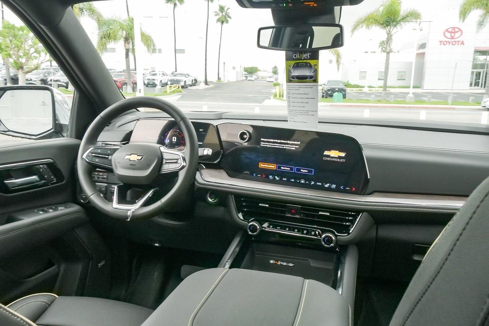 2026 Chevrolet Suburban 4WD Premier