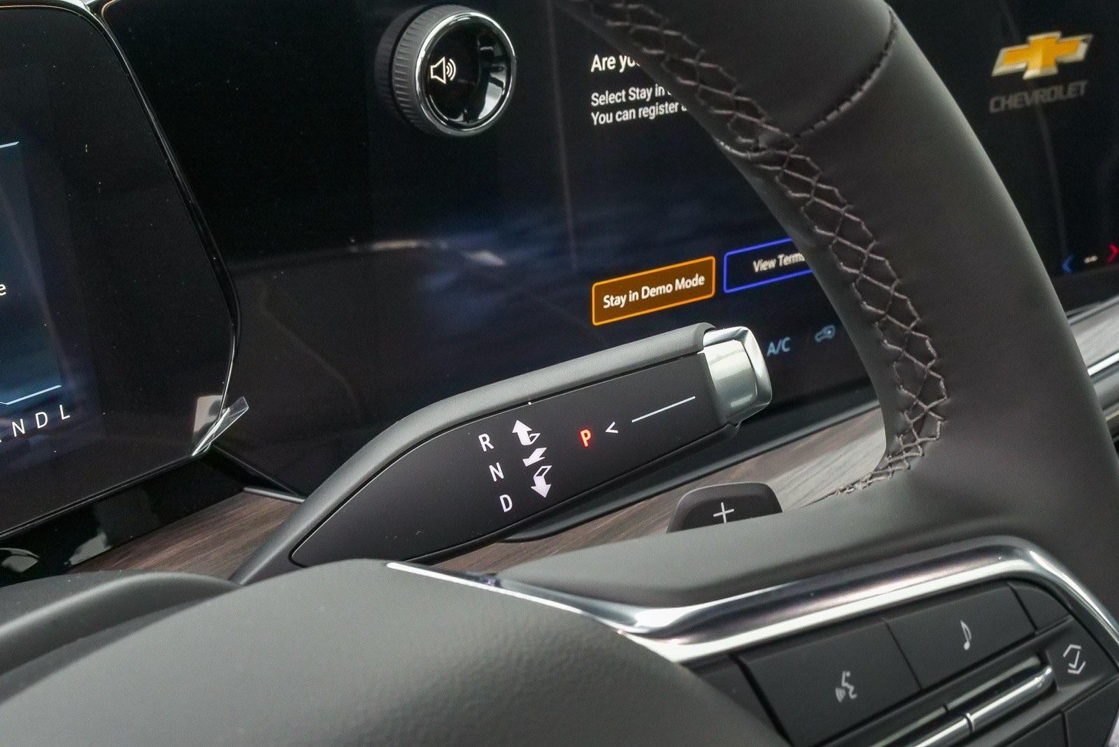 2026 Chevrolet Suburban 4WD Premier