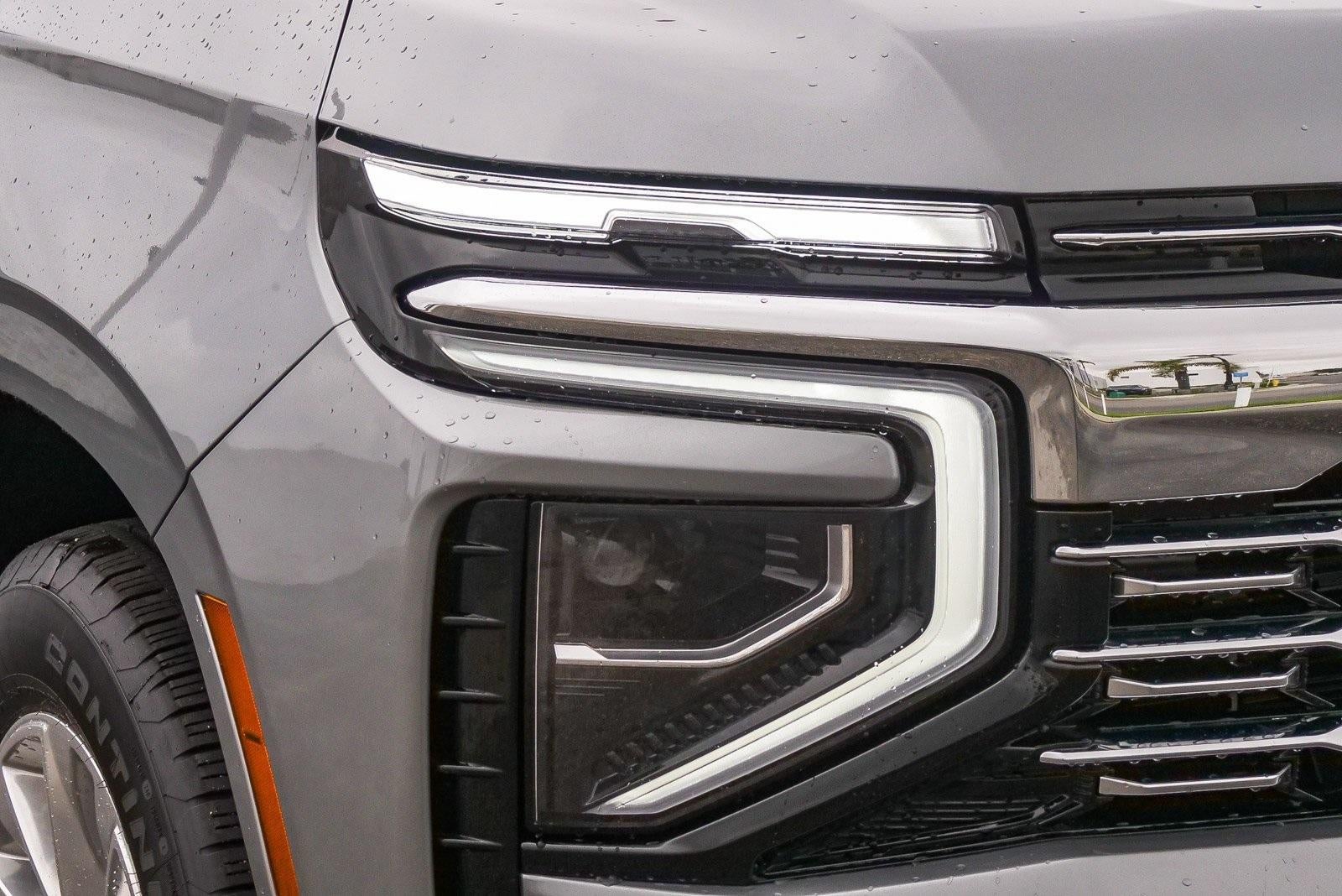 2026 Chevrolet Suburban 4WD Premier