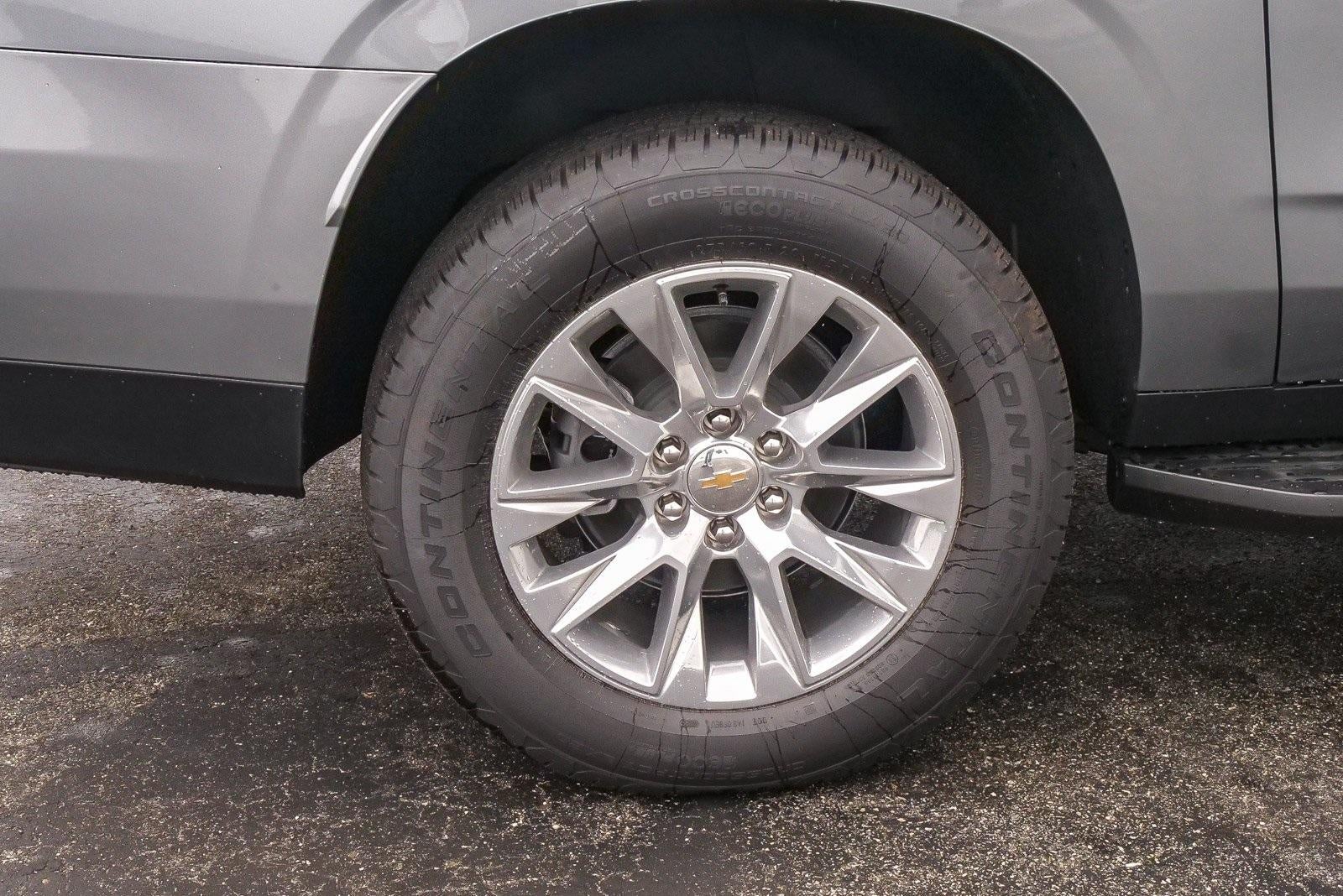 2026 Chevrolet Suburban 4WD Premier