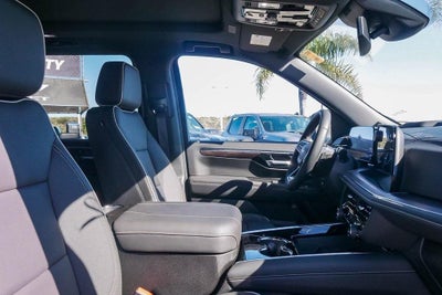 2026 Chevrolet Suburban 4WD Premier