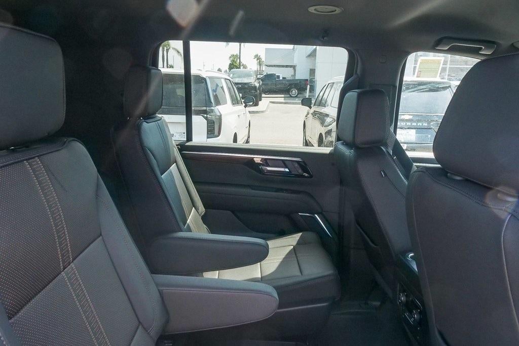 2025 Chevrolet Suburban 4WD High Country