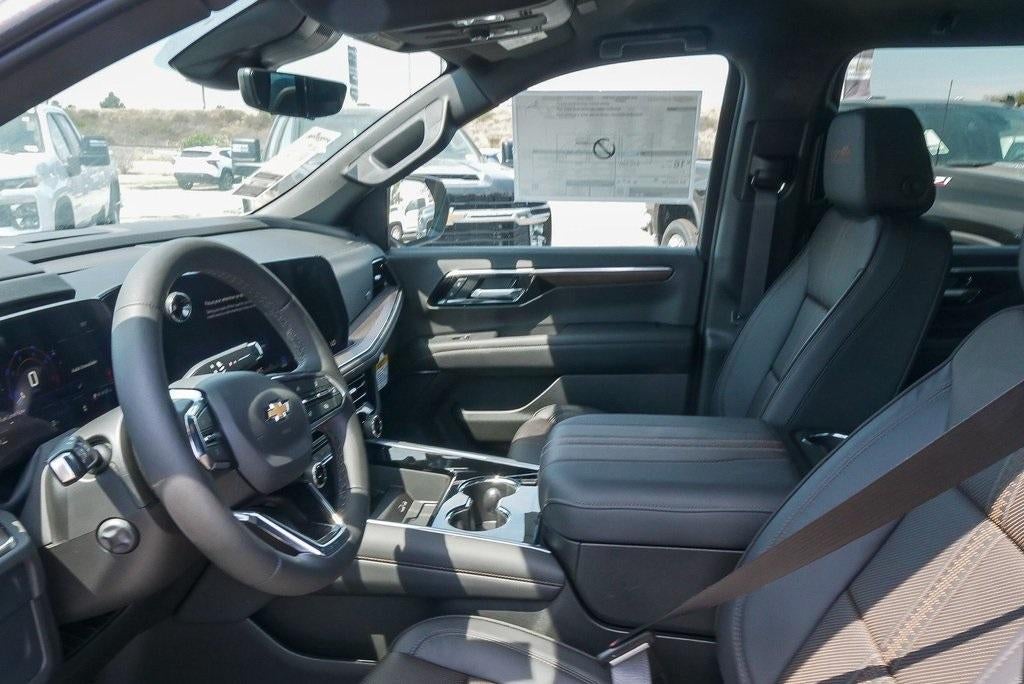 2025 Chevrolet Suburban 4WD High Country