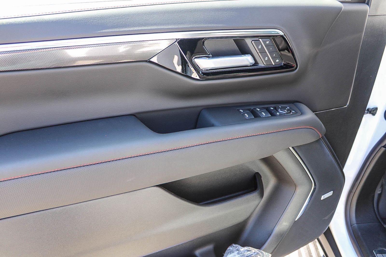 2026 Chevrolet Tahoe 4WD RST