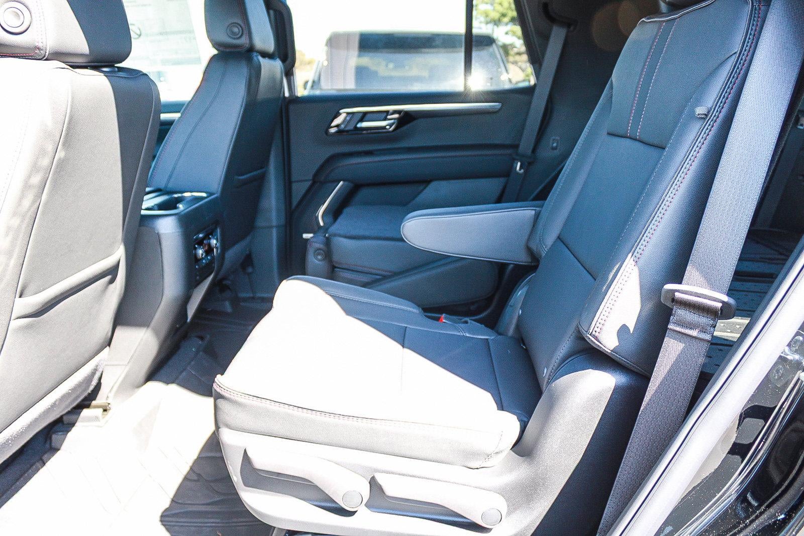 2026 Chevrolet Tahoe 4WD RST
