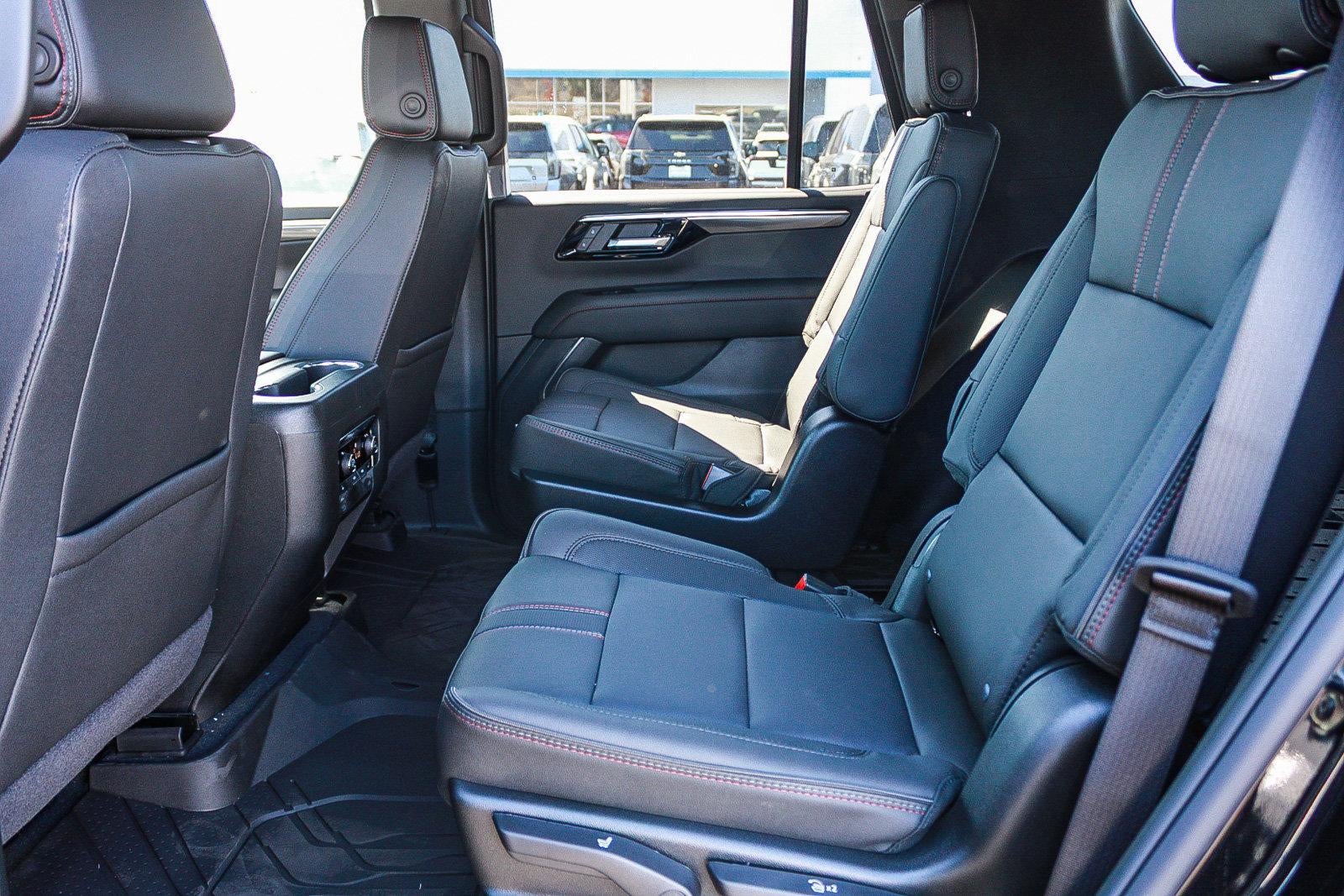 2026 Chevrolet Tahoe 4WD RST
