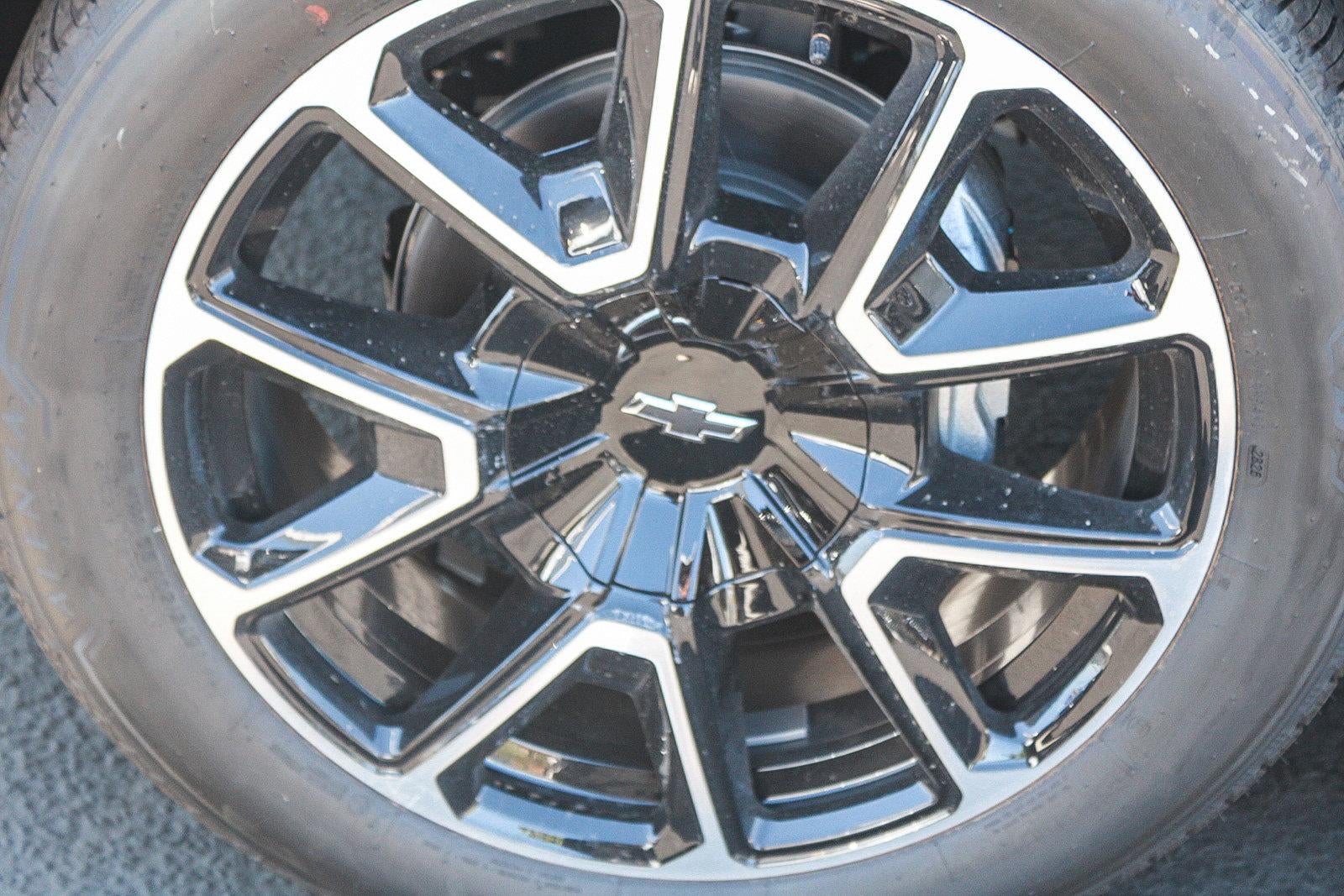 2026 Chevrolet Tahoe 4WD RST