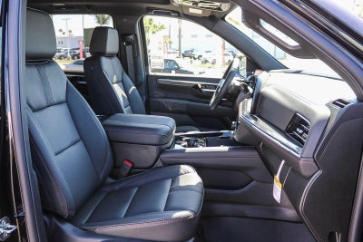 2026 Chevrolet Tahoe 4WD RST