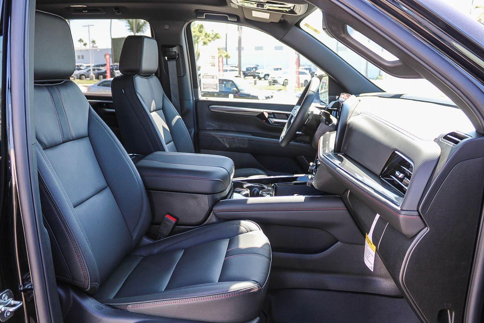 2026 Chevrolet Tahoe 4WD RST