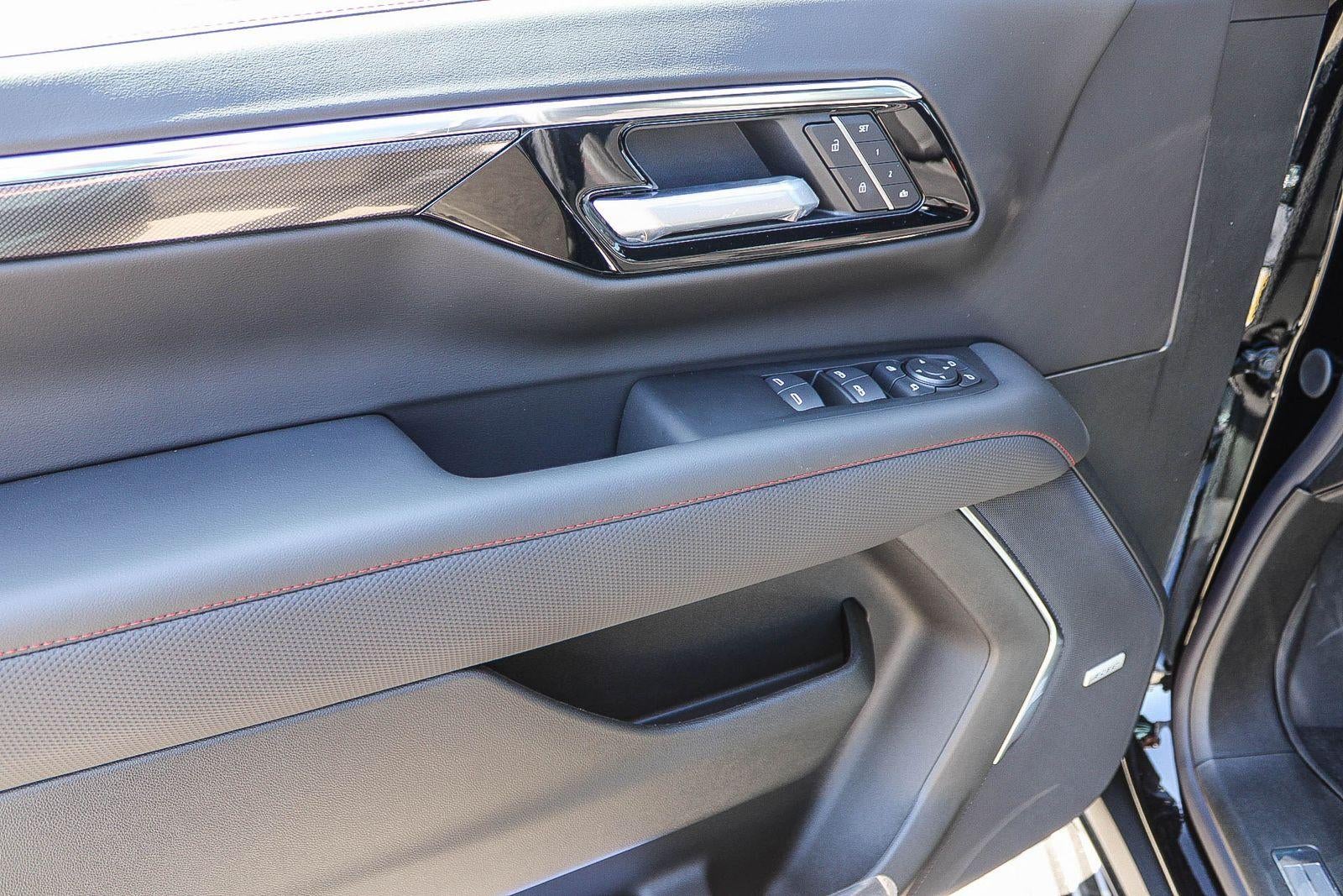 2026 Chevrolet Tahoe 4WD RST
